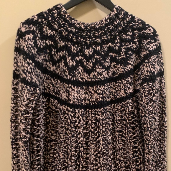 Wool & Cashmere Blend Sweater - Picture 12 of 13